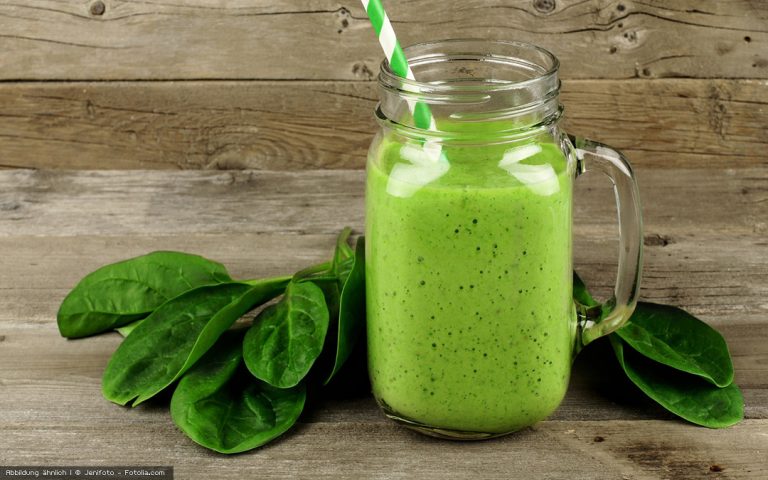 Grüner Knollen-Smoothie – frische Schärfe aus dem Glas