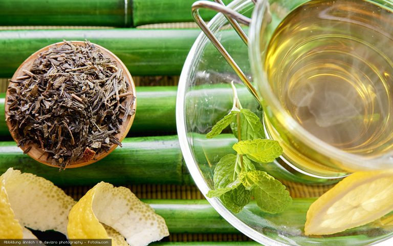 Tee selber machen – Kreiere deinen eigenen Detox-Tee