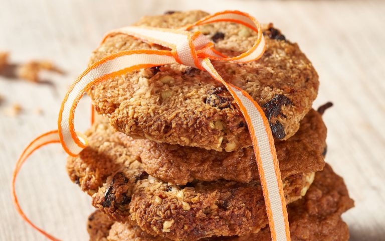 Kekse gehen immer – so auch die Dattel-Macadamiakekese