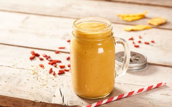 Mango-Hanf-Smoothie: Detox-Smoothie Rezept für die kalten Tage