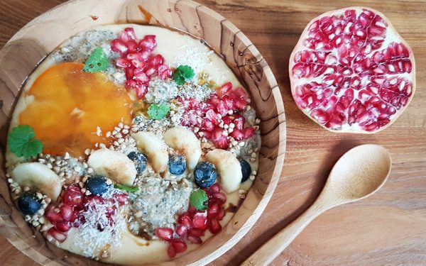 Herbstliche Orangen-Kaki Smoothie Bowl von Boris Lauser